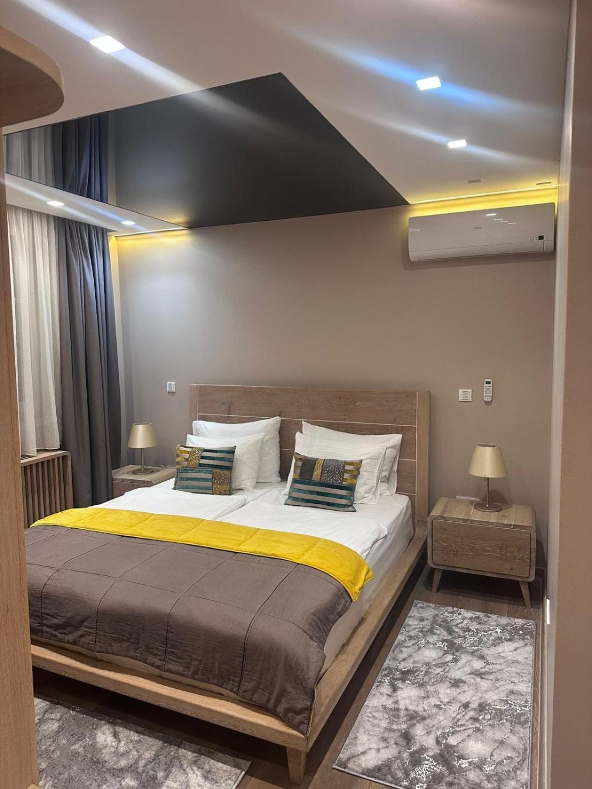 City Center Apartment Sarajevo Accross Bbi Shopping Mall エクステリア 写真