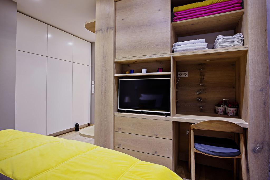 City Center Apartment Sarajevo Accross Bbi Shopping Mall エクステリア 写真